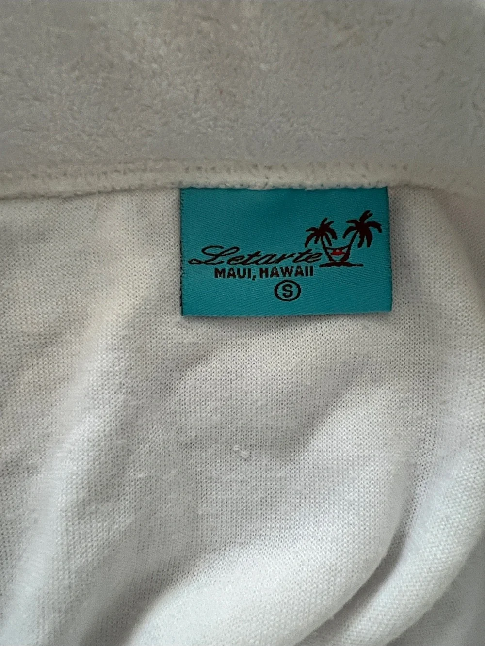 Letarte White Mini Skirt with Red Hula Motif